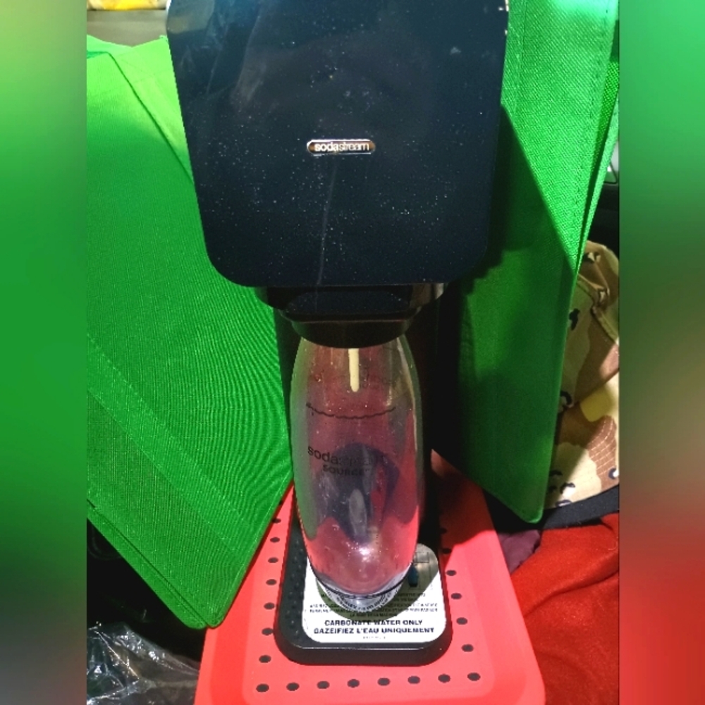 SodaStream SRA-001 Black  Machine